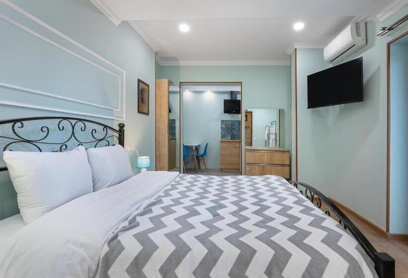 آپارتمان 1 خوابه با تراس, Honeymoon Apartments In Old Tbilisi