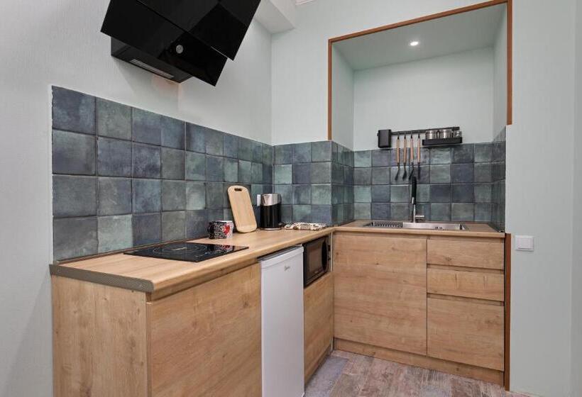 آپارتمان 1 خوابه با تراس, Honeymoon Apartments In Old Tbilisi