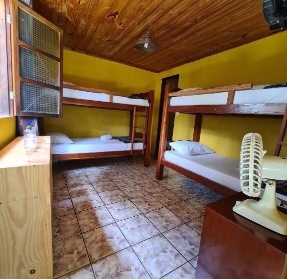 Четырехместный Номер Стандарт, Casa Da Trilha