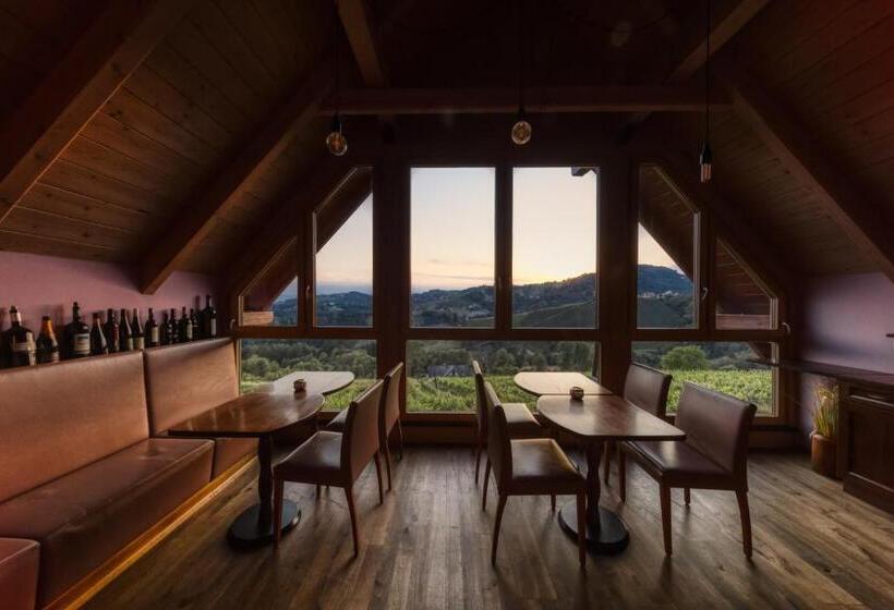 패밀리 룸, Weingut Reiterer