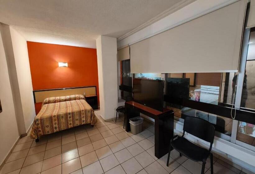 اتاق استاندارد یک نفره, Montreal