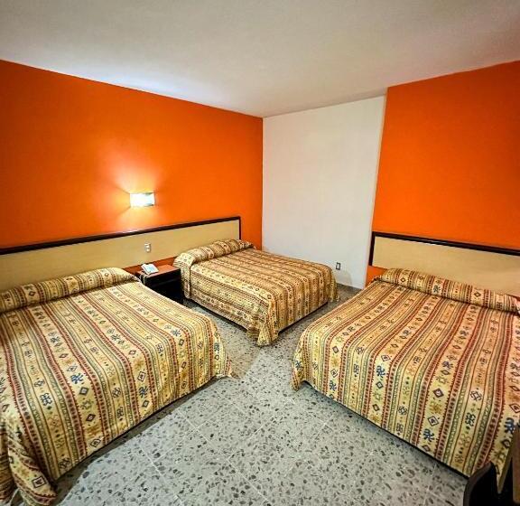 اتاق استاندارد سه نفره, Montreal