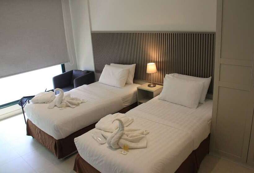 اتاق استاندارد یک نفره, Times Square Suite