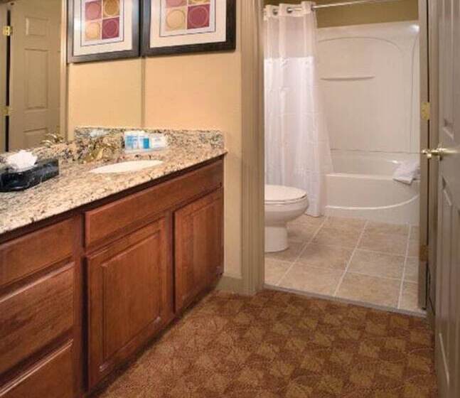 스위트 킹사이즈 침대, Club Wyndham Nashville