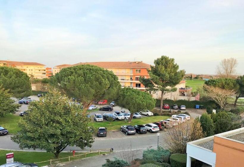 Номер Стандарт, Mercure Toulouse Aéroport Golf De Seilh