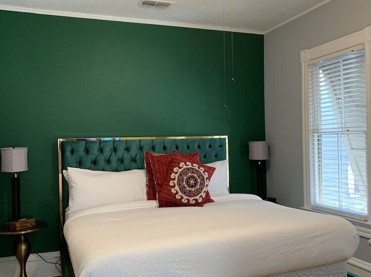 Люкс Повышенной Комфортности, Peace & Plenty Inn Bed And Breakfast Downtown St Augustine Adults Only