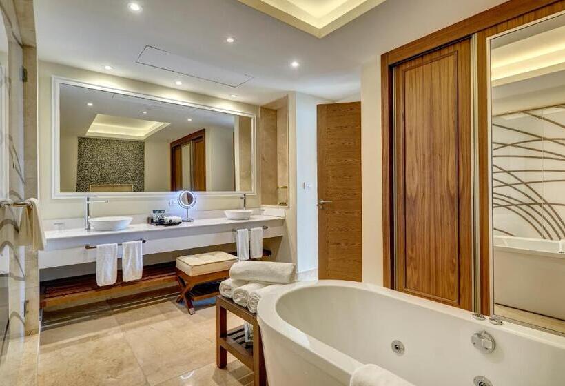 سوئیت دلوکس 2 خوابه, Royalton Saint Lucia, An Autograph Collection - All Inclusive Resort