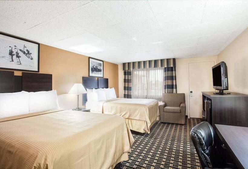 Номер Стандарт 2 Двуспальные Кровати, Travelodge By Wyndham South Burlington