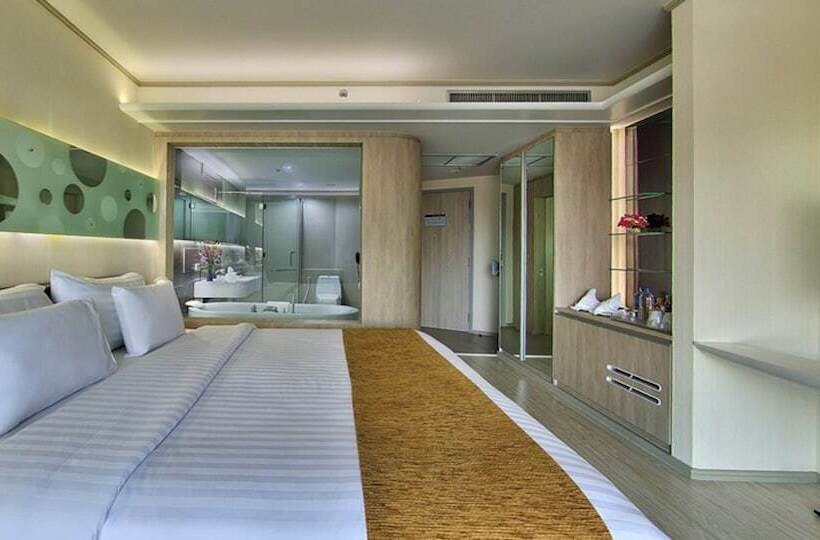 수피리어 룸, Pattaya Discovery Beach Hotel   Sha Extra Plus