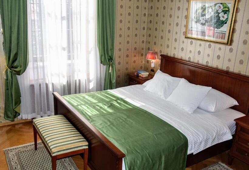اتاق سوپریور, Boutique Hotel Kazbek