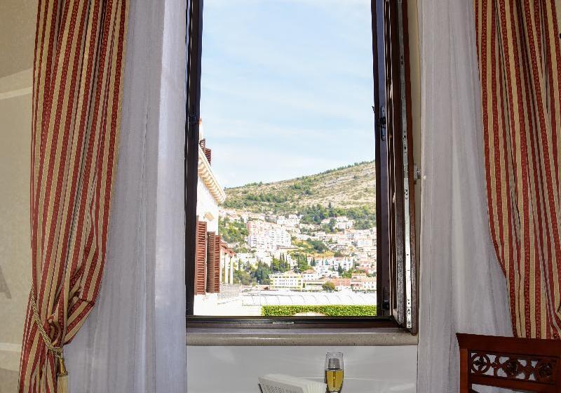 اتاق سوپریور, Boutique Hotel Kazbek