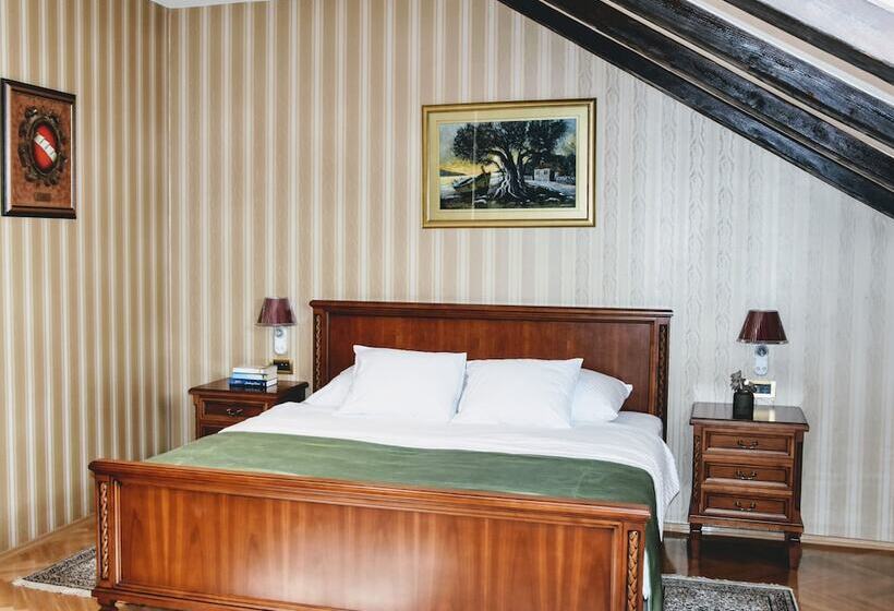 اتاق سوپریور, Boutique Hotel Kazbek