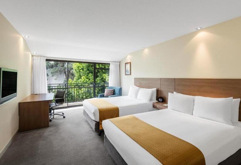 Номер Стандарт 2 Двуспальные Кровати, Holiday Inn Auckland Airport, An Ihg