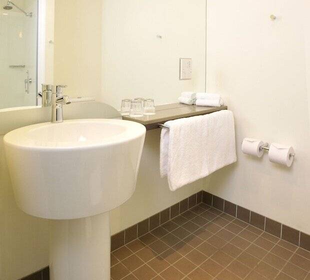 اتاق سوپریور با تخت دو نفره بزرگ, Ibis Melbourne Glen Waverley