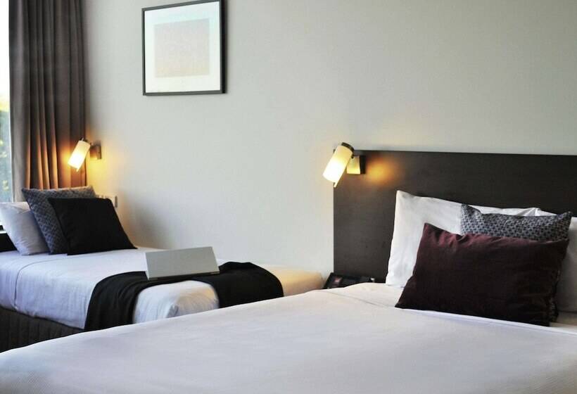 اتاق سوپریور با تخت دو نفره بزرگ, Ibis Melbourne Glen Waverley