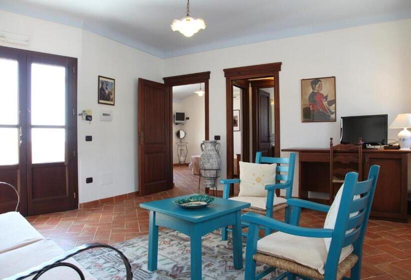 سوییت, Resort Nuraghe Arvu