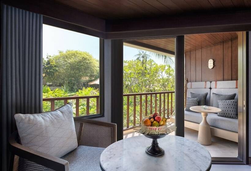 اتاق لوکس با چشم‌انداز دریاچه, The Laguna, A Luxury Collection Resort & Spa, Nusa Dua, Bali