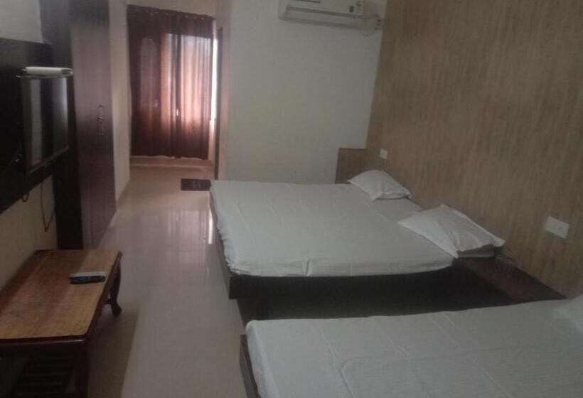 Номер Стандарт, Jogi Guest House For Families,friends Guest Facilities Fully Furnished Ac Rooms, Wifi, Lcdtvcable, A
