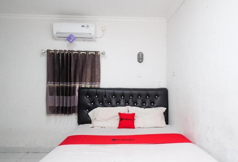 Номер Стандарт, Reddoorz Syariah At Griya Merbotan Demak