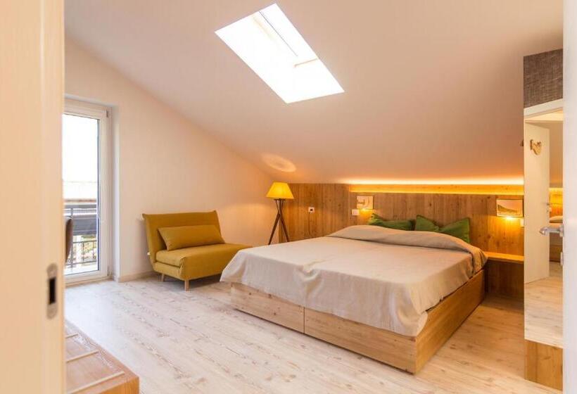 اتاق استاندارد سه نفره, B&b Col De Le Mole   Dolomiti Bellunesi