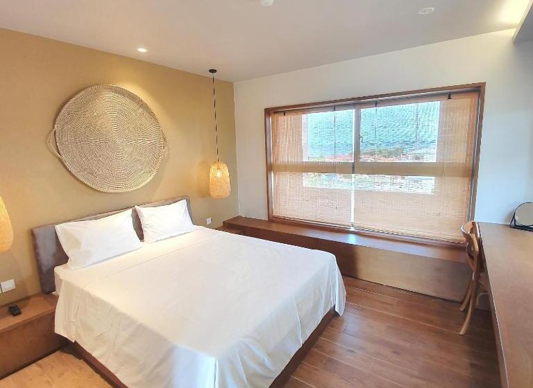 اتاق استاندارد با چشم‌انداز دریا, Cagina Boutique Hostel