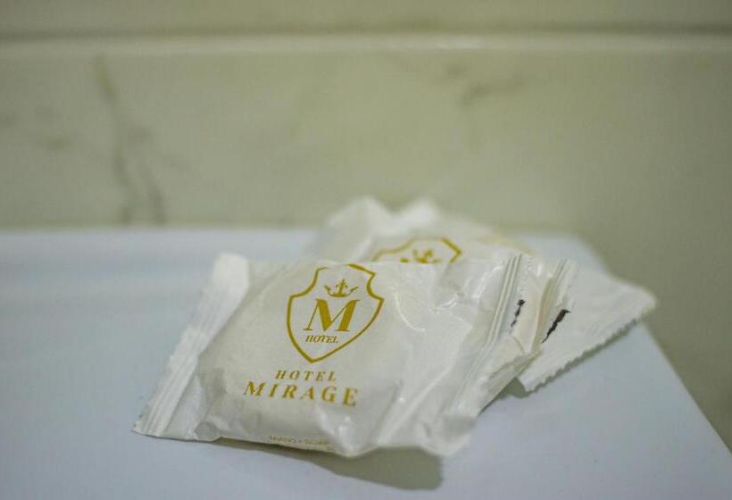 סוויטת ג'וניור, Mirage