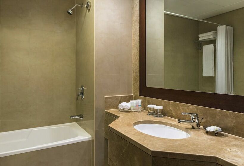 Люкс 2 Спальни, Four Points By Sheraton Sheikh Zayed Road