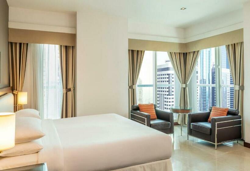 Номер Классика Кровать Кинг, Four Points By Sheraton Sheikh Zayed Road
