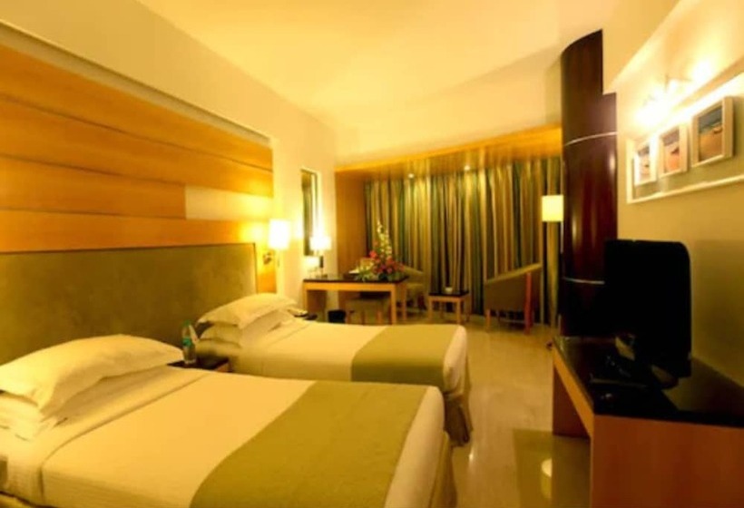 Номер Superior, Peninsula Grand