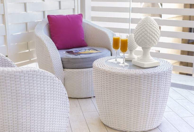 غرفة سوبيريور مزوَّدة بتراس, Tasso Suites & Spa