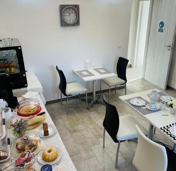 家庭间, B&b With Pool La Montaldina Piemonte