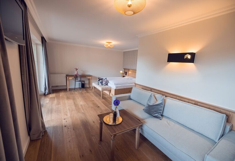 سوییت جونیور, Alpine Hideaway Zillertalerhof   4 Sterne Superior