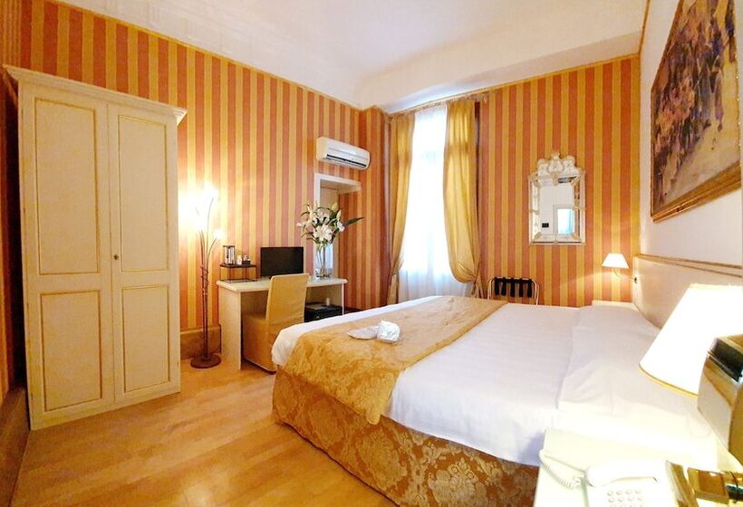 اتاق کلاسیک, Corte Dei Greci