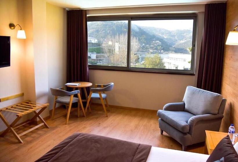 Номер Superior, Douro Marina Hotel & Spa