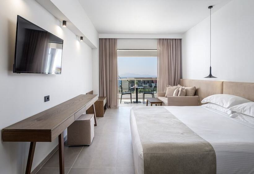 Номер Стандарт Боковой Вид на Море, Michelangelo Resort & Spa