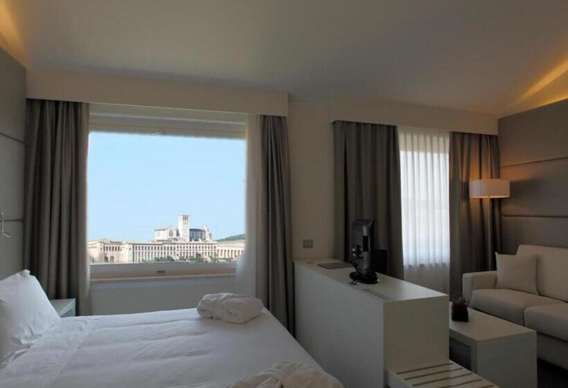 Полулюкс Вид на Город, Th Assisi   Hotel Cenacolo
