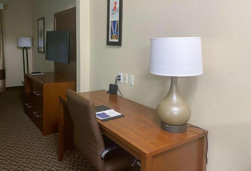 Люкс Кровать Кинг, Comfort Suites Jefferson City
