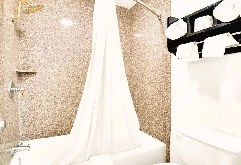 Люкс с гидромассажем, Oyo Hotel Three Rivers Tx Us 281