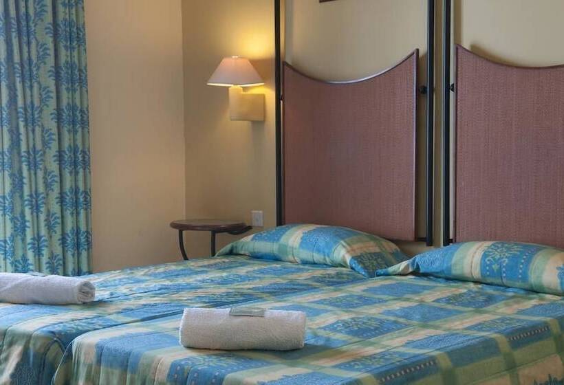 اتاق استاندارد با بالکن, Euroclub