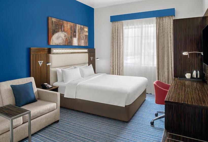 Стандартный Номер Кровать Кинг, Holiday Inn Express Dubai Safa Park, An Ihg