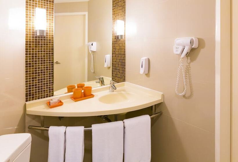 Семейный Номер, Ibis Pattaya