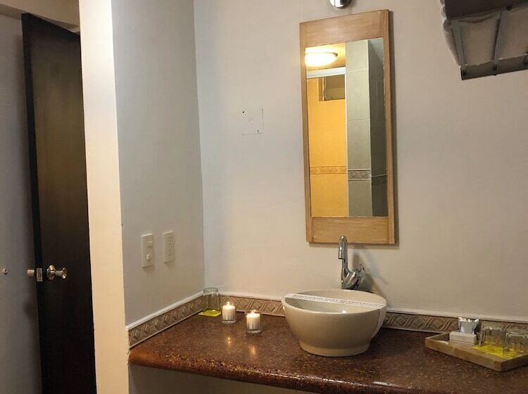 ２ダブルベッドのスタンダードルーム, Ilebal Cuernavaca Centro   Lugar Con Encanto!