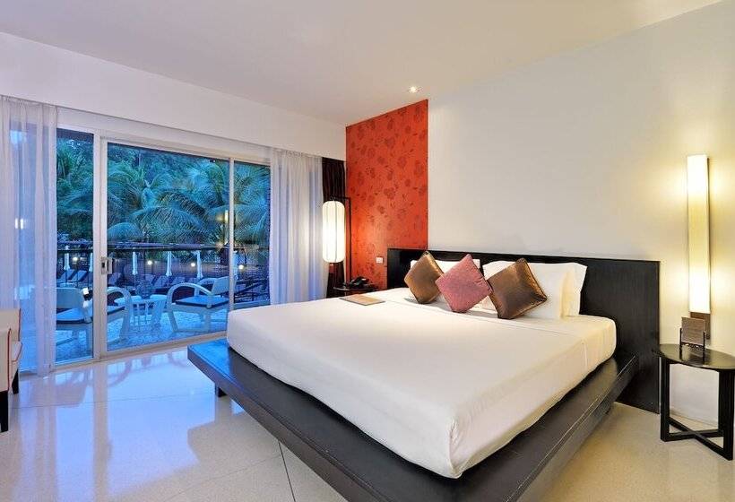 اتاق سوپریور با چشم‌انداز استخر, Red Ginger Chic Resort   Sha Extra Plus