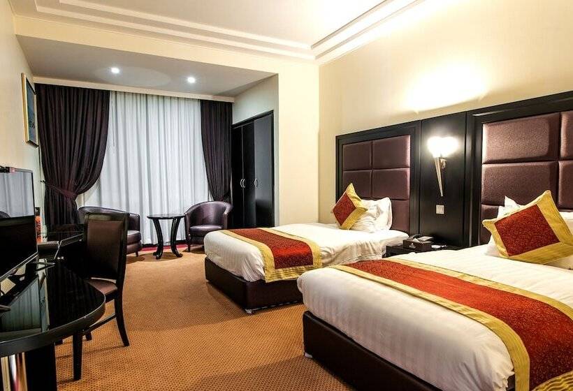 Президентский Люкс, Royal Beach Hotel & Resort