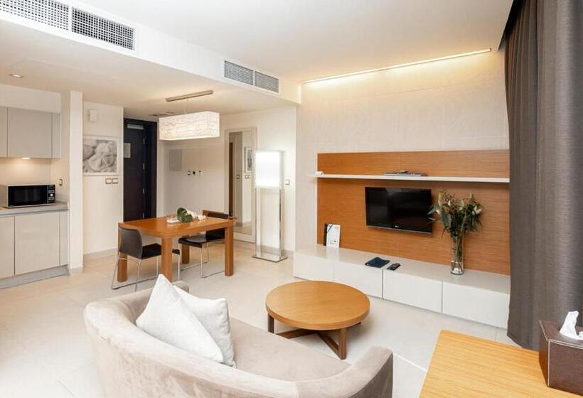 Студия Стандарт, Radisson Blu Residence, Dubai Marina