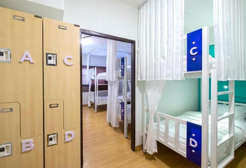سرير فى غرفة مشتركه, Bedfriends Poshtel