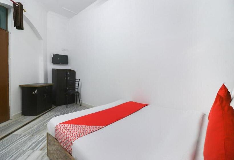 三人经典房间, Flagship Xpress Stays Near Munshi Pulia Metro Station