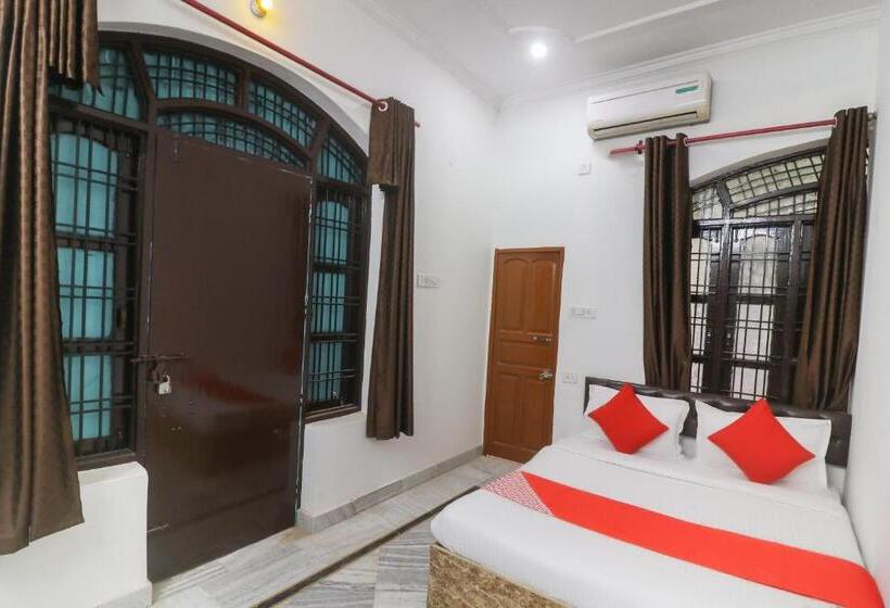 三人经典房间, Flagship Xpress Stays Near Munshi Pulia Metro Station