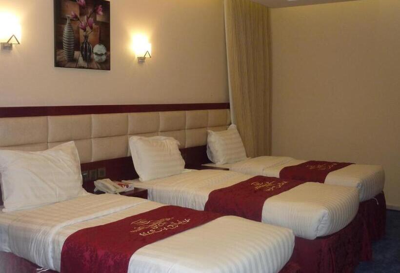 اتاق استاندارد چهار تخته, Al Waleed Tower