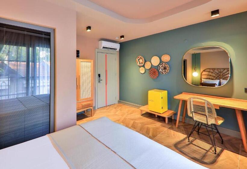 اتاق لوکس با بالکن, Luff Boutique Hotel   Adult Only